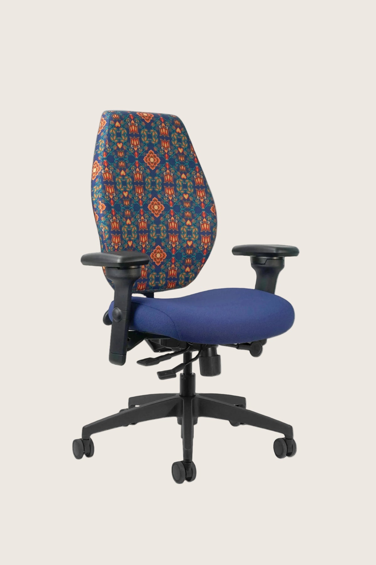 Waaban Chair